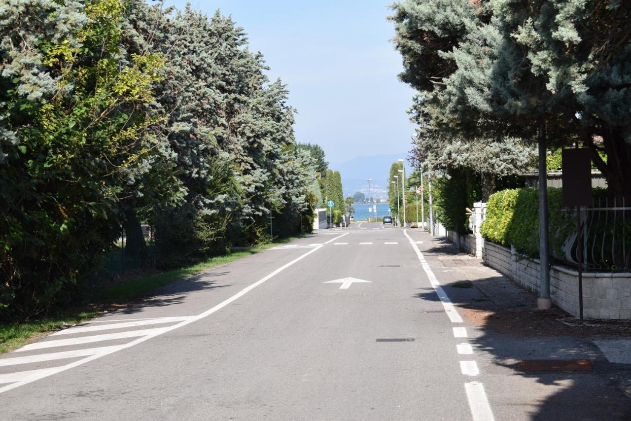 Azur Apartment Sirmione Exterior photo